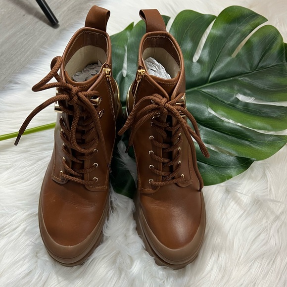 Michael Kors Payton Leather Combat Boot ✨brand new✨ - Picture 4 of 7